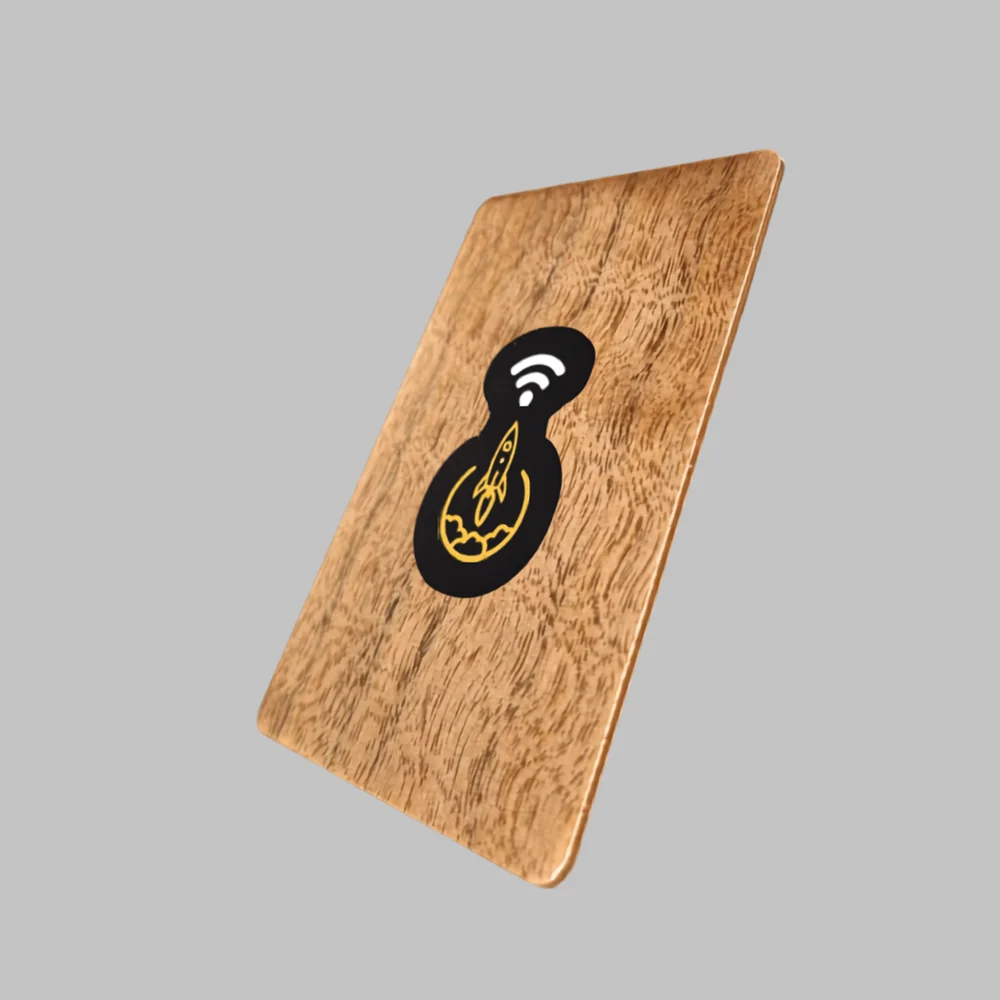 Tarjeta ejecutiva de madera con chip NFC